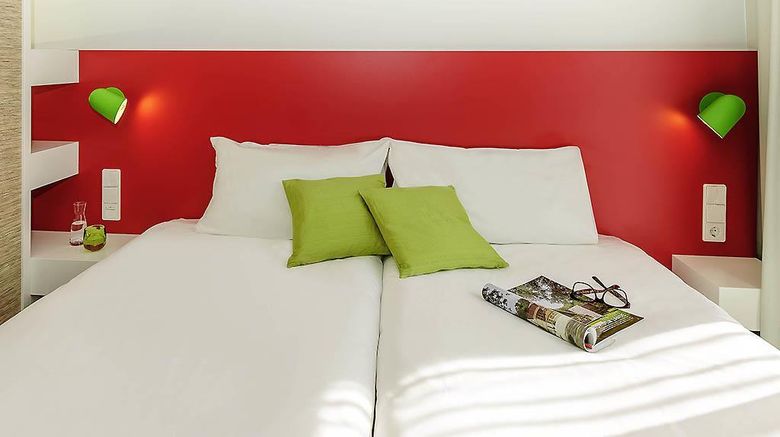 <b>Ibis Styles Karlsruhe Ettlingen Room</b>. Images powered by <a href="https://iceportal.shijigroup.com/" title="IcePortal" target="_blank">IcePortal</a>.
