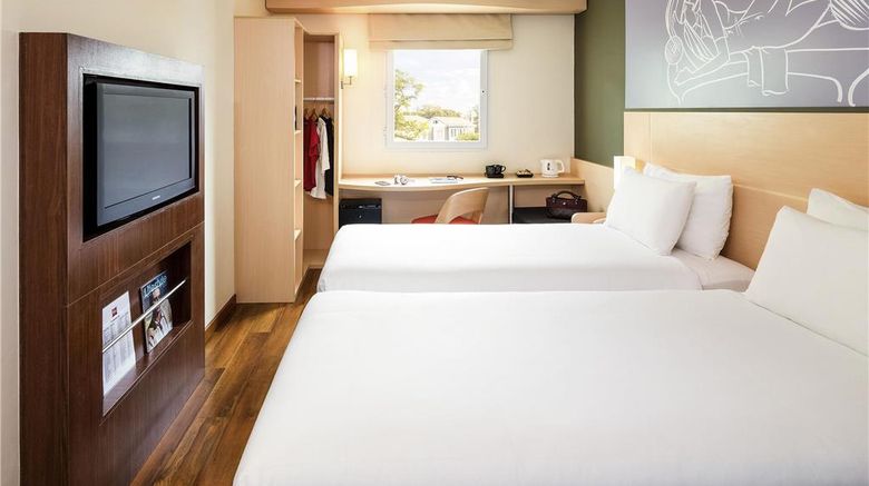 <b>Ibis Vientiane Nam Phu Room</b>. Images powered by <a href="https://iceportal.shijigroup.com/" title="IcePortal" target="_blank">IcePortal</a>.