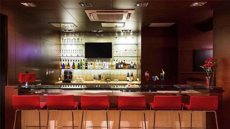 <b>Ibis Vientiane Nam Phu Restaurant</b>. Images powered by <a href="https://iceportal.shijigroup.com/" title="IcePortal" target="_blank">IcePortal</a>.