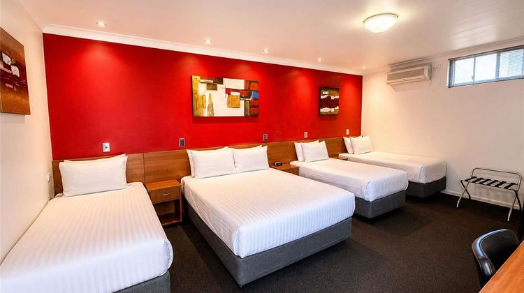 Ibis Styles Broken Hill Room