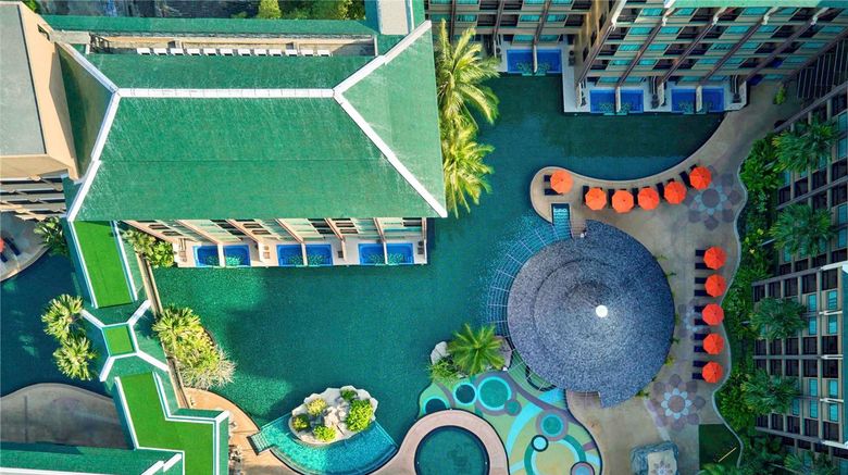 <b>Novotel Phuket Vintage Park Pool</b>. Images powered by <a href="https://iceportal.shijigroup.com/" title="IcePortal" target="_blank">IcePortal</a>.