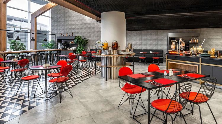 Ibis Riyadh Olaya Street Restaurant