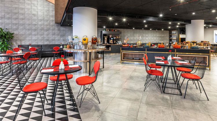 Ibis Riyadh Olaya Street Restaurant