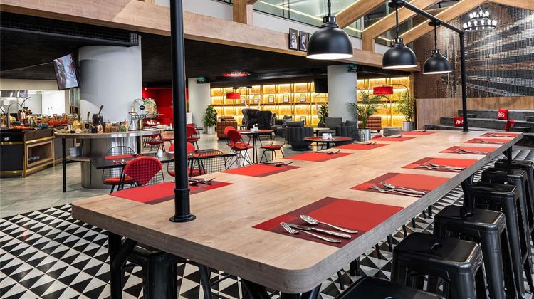 Ibis Riyadh Olaya Street Restaurant
