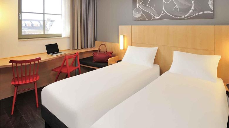 <b>Ibis De Panne Room</b>. Images powered by <a href="https://iceportal.shijigroup.com/" title="IcePortal" target="_blank">IcePortal</a>.