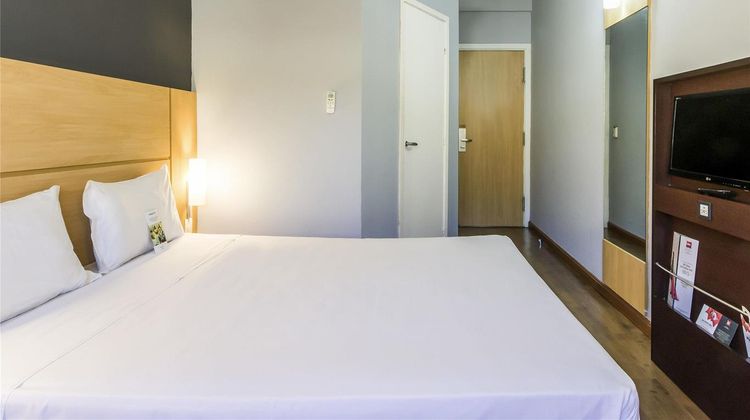 Ibis Barretos Room