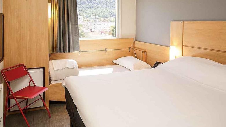 <b>Ibis Montenegro Room</b>. Images powered by <a href="https://iceportal.shijigroup.com/" title="IcePortal" target="_blank">IcePortal</a>.