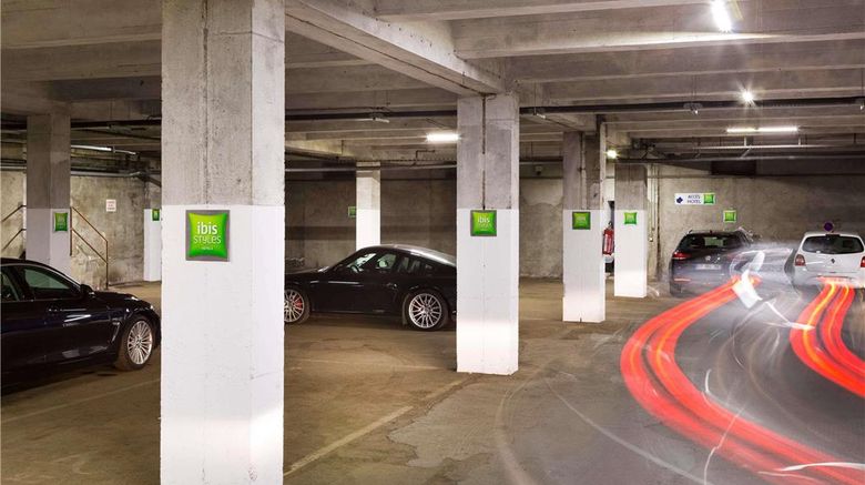 <b>Ibis Styles Blois Centre Gare Meeting</b>. Images powered by <a href="https://iceportal.shijigroup.com/" title="IcePortal" target="_blank">IcePortal</a>.