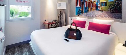 Ibis Styles Blois Centre Gare Exterior