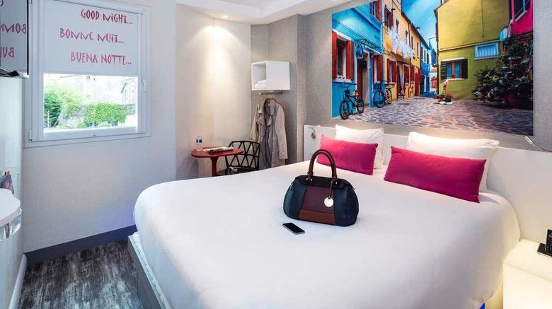 <b>Ibis Styles Blois Centre Gare Exterior</b>. Images powered by <a href="https://iceportal.shijigroup.com/" title="IcePortal" target="_blank">IcePortal</a>.