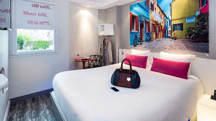 Ibis Styles Blois Centre Gare Exterior