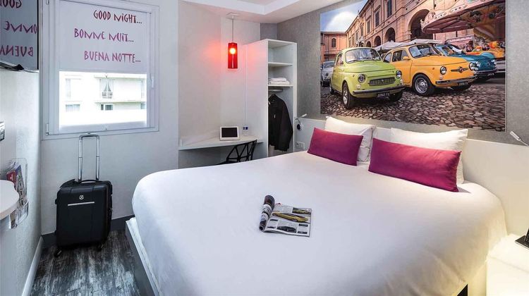 Ibis Styles Blois Centre Gare Room