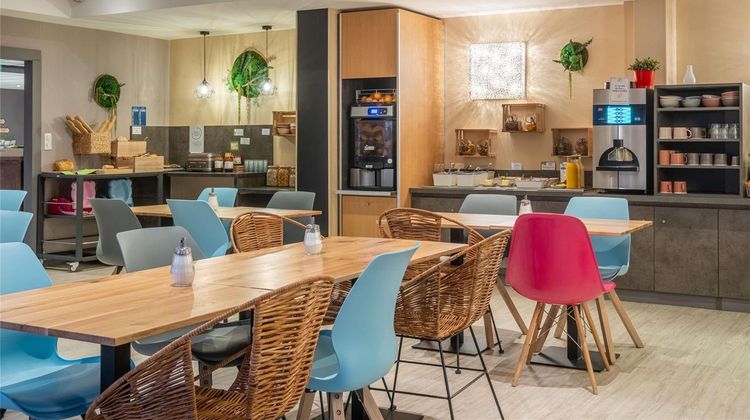 Ibis Styles Blois Centre Gare Exterior