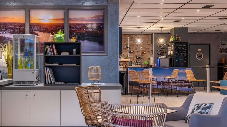 Ibis Styles Blois Centre Gare Exterior