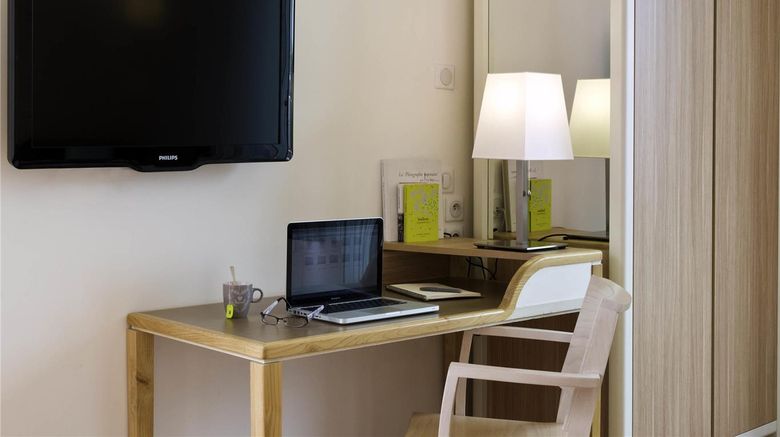 <b>Adagio Paris Vincennes Room</b>. Images powered by <a href="https://iceportal.shijigroup.com/" title="IcePortal" target="_blank">IcePortal</a>.