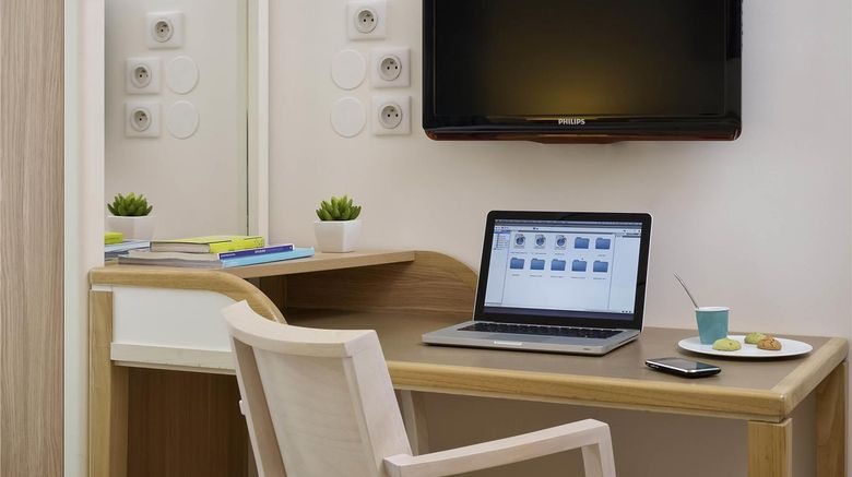 <b>Adagio Paris Vincennes Room</b>. Images powered by <a href="https://iceportal.shijigroup.com/" title="IcePortal" target="_blank">IcePortal</a>.