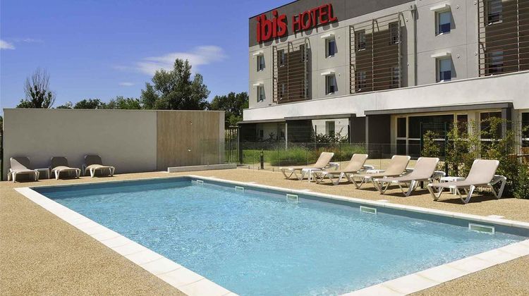 Ibis Istres Trigance Exterior