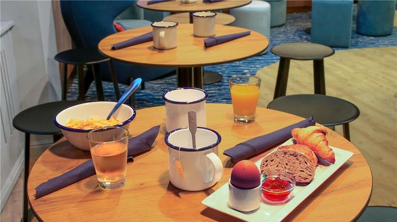 <b>Ibis Styles Saint-Malo Centre Historique Restaurant</b>. Images powered by <a href="https://iceportal.shijigroup.com/" title="IcePortal" target="_blank">IcePortal</a>.