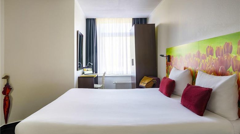 <b>Ibis Styles Amsterdam City Room</b>. Images powered by <a href="https://iceportal.shijigroup.com/" title="IcePortal" target="_blank">IcePortal</a>.