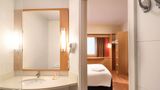 <b>Ibis Valparaiso Room</b>. Images powered by <a href="https://iceportal.shijigroup.com/" title="IcePortal" target="_blank">IcePortal</a>.