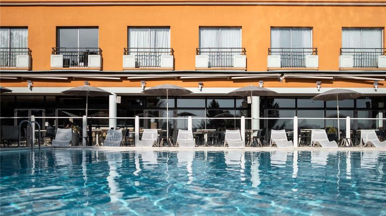 <b>Mercure Toulouse Golf de Seilh Pool</b>. Images powered by <a href="https://iceportal.shijigroup.com/" title="IcePortal" target="_blank">IcePortal</a>.