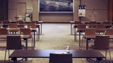 <b>Mercure Toulouse Golf de Seilh Meeting</b>. Images powered by <a href="https://iceportal.shijigroup.com/" title="IcePortal" target="_blank">IcePortal</a>.
