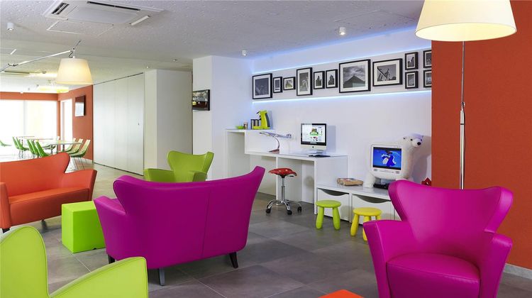Ibis Styles Nivelles Exterior