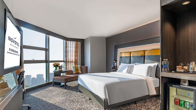 <b>Novotel Zhengzhou Convention Room</b>. Images powered by <a href="https://iceportal.shijigroup.com/" title="IcePortal" target="_blank">IcePortal</a>.