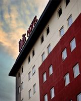 Ibis Canoas