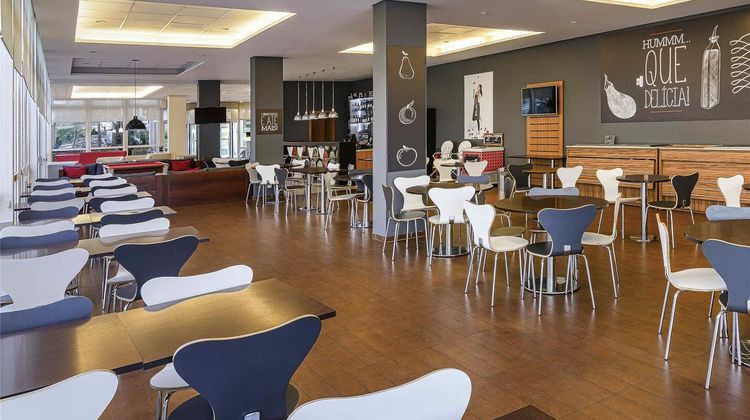 Ibis Canoas Exterior
