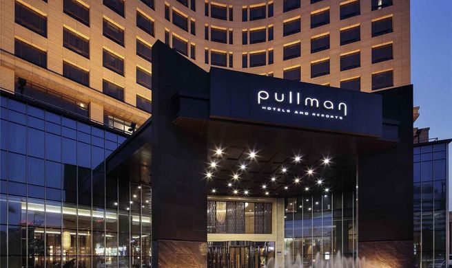 Pullman Anshan Time Square Exterior