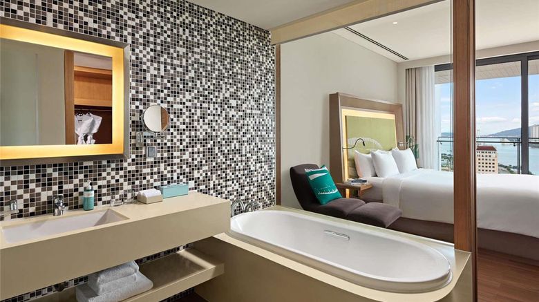 <b>Novotel Danang Premier Han River Room</b>. Images powered by <a href="https://iceportal.shijigroup.com/" title="IcePortal" target="_blank">IcePortal</a>.