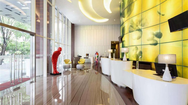 All Seasons Jakarta Thamrin Hotel Exterior