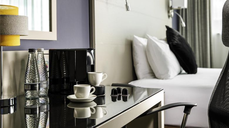 <b>Mercure Manchester Piccadilly Hotel Room</b>. Images powered by <a href="https://iceportal.shijigroup.com/" title="IcePortal" target="_blank">IcePortal</a>.