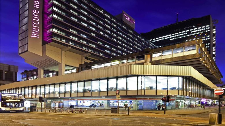 <b>Mercure Manchester Piccadilly Hotel Exterior</b>. Images powered by <a href="https://iceportal.shijigroup.com/" title="IcePortal" target="_blank">IcePortal</a>.