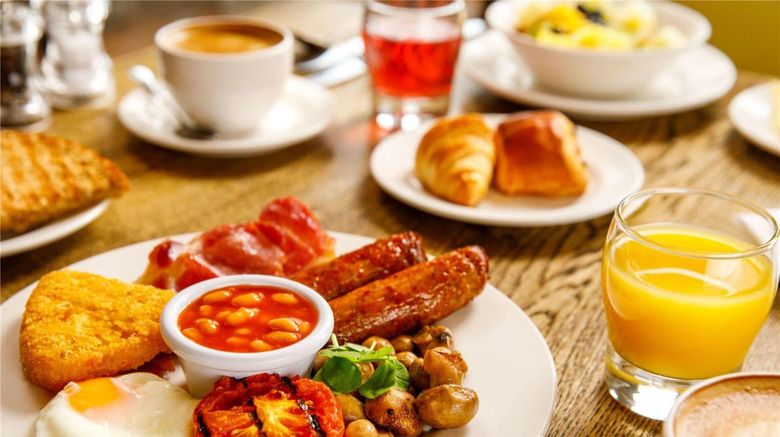<b>Mercure Chester Abbots Well Hotel Restaurant</b>. Images powered by <a href="https://iceportal.shijigroup.com/" title="IcePortal" target="_blank">IcePortal</a>.