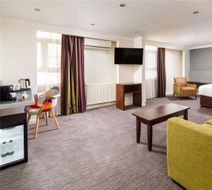 Mercure Chester Abbots Well Hotel Room