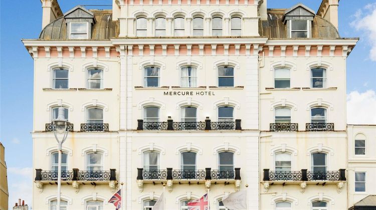Mercure Brighton Seafront Hotel Exterior