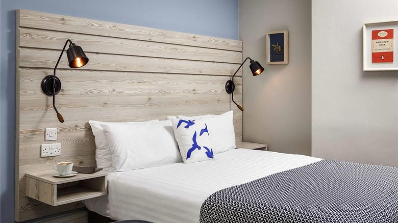 <b>Mercure Brighton Seafront Hotel Room</b>. Images powered by <a href="https://iceportal.shijigroup.com/" title="IcePortal" target="_blank">IcePortal</a>.