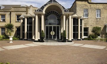 Mercure York Fairfield Manor Hotel