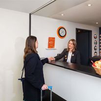 Adagio Access La Defense Place Charras