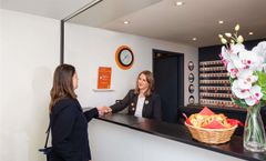 Adagio Access La Defense Place Charras