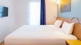 Adagio Access La Defense Place Charras Room