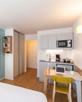 Adagio Access La Defense Place Charras