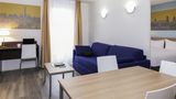 <b>Adagio Access Clamart Room</b>. Images powered by <a href="https://iceportal.shijigroup.com/" title="IcePortal" target="_blank">IcePortal</a>.