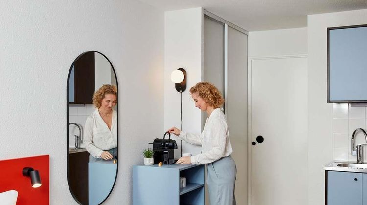 Adagio Access Vanves Porte de Versailles Room