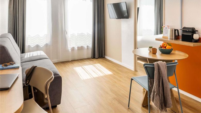 <b>Adagio Access Toulouse Jolimont Room</b>. Images powered by <a href="https://iceportal.shijigroup.com/" title="IcePortal" target="_blank">IcePortal</a>.