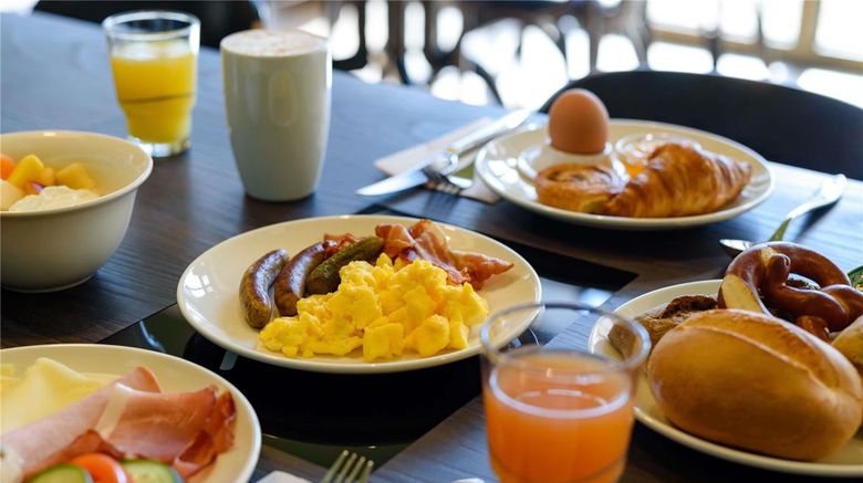 <b>Ibis Styles Leipzig Restaurant</b>. Images powered by <a href="https://iceportal.shijigroup.com/" title="IcePortal" target="_blank">IcePortal</a>.