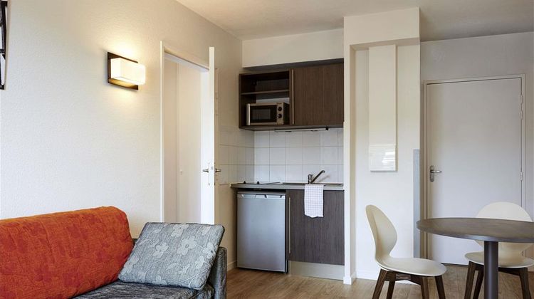 Adagio Access Poitiers Room