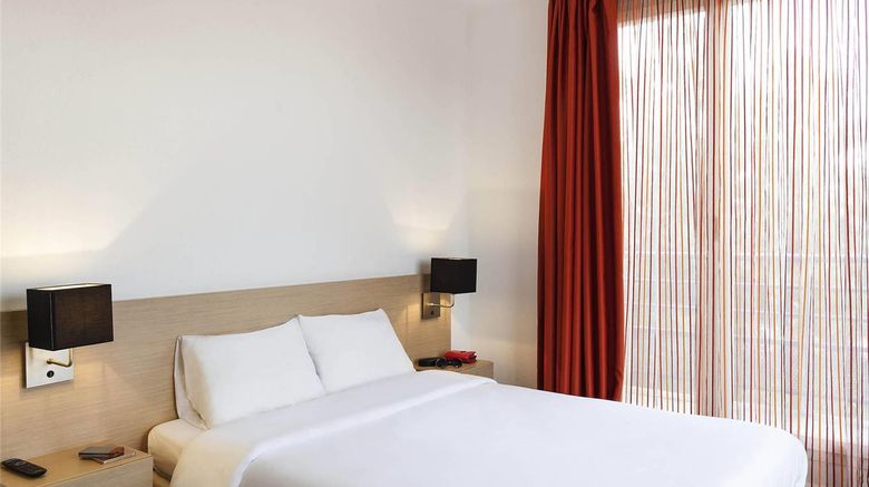 <b>Adagio Access Bale Saint-Louis Room</b>. Images powered by <a href="https://iceportal.shijigroup.com/" title="IcePortal" target="_blank">IcePortal</a>.